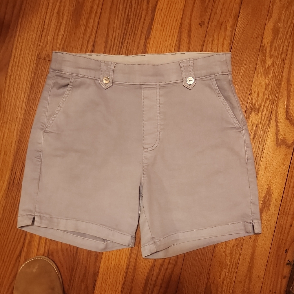 Tribal Women's Light Khaki Shorts